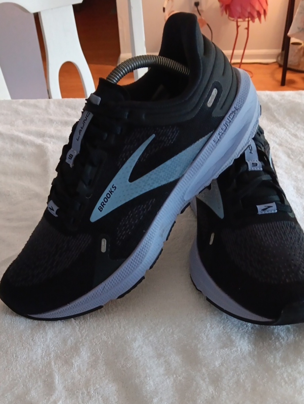 Brooks Launch 9 Running Shoes